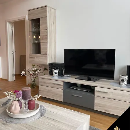 - Anonim 1 I 2 아파트