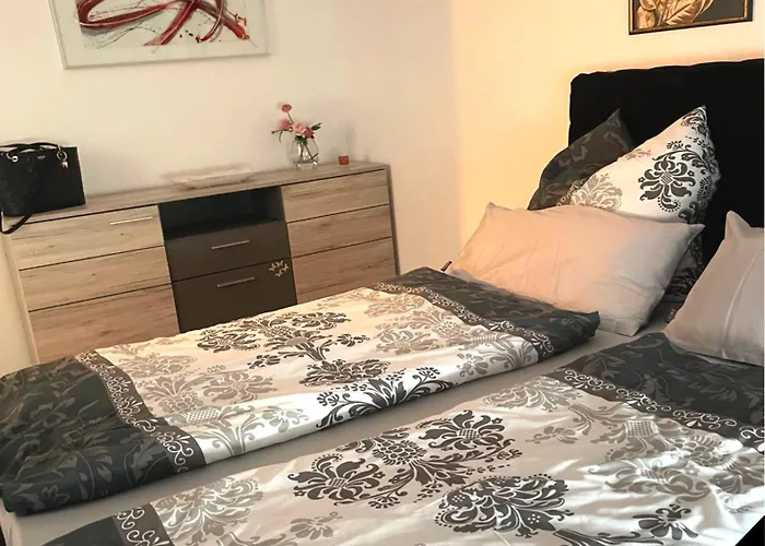 아파트 - Anonim 1 I 2 *