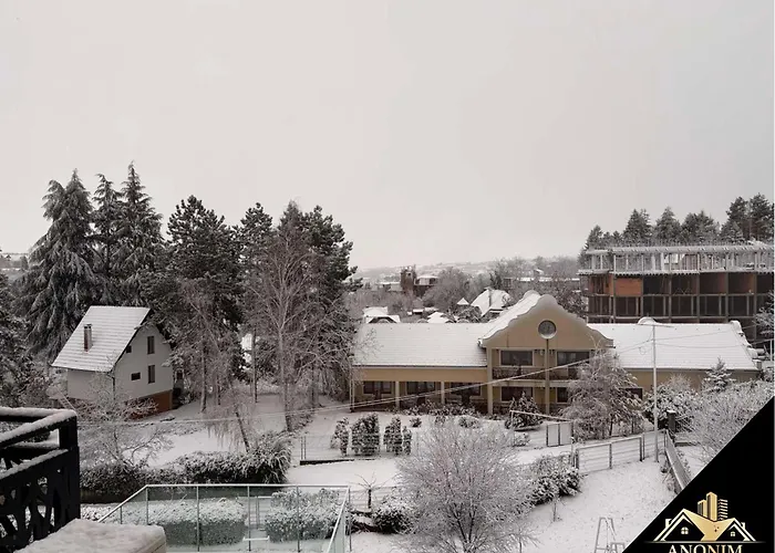 아파트 - Anonim 1 I 2 *